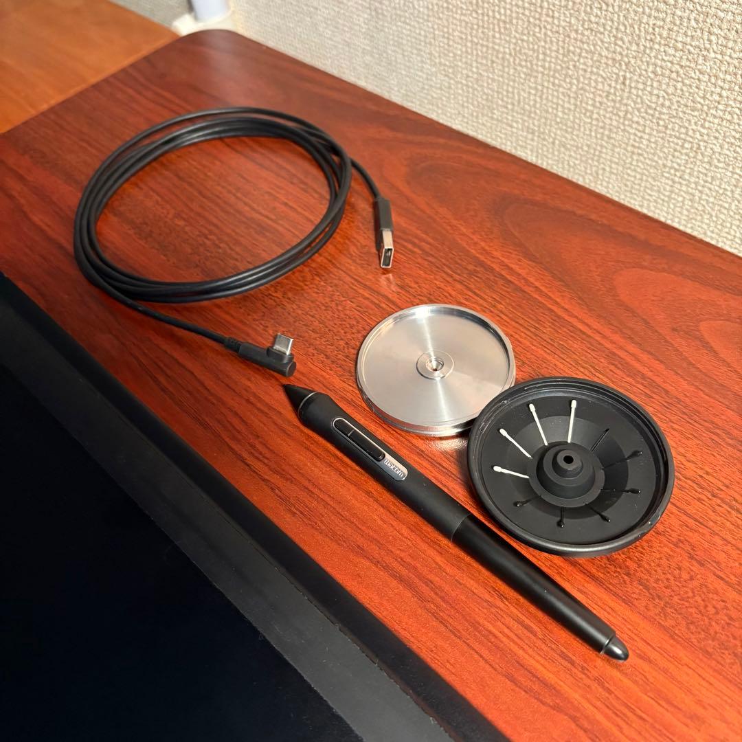 wacom intuos pro Lサイズ　PTH-860