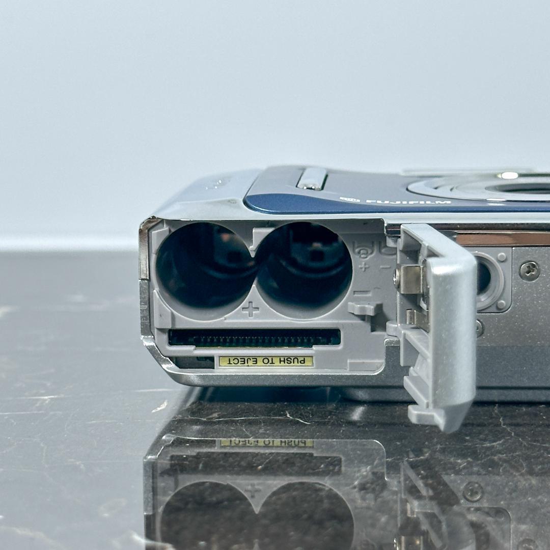 【美品】FUJIFILM 富士フイルム FinePix A500　ブルー
