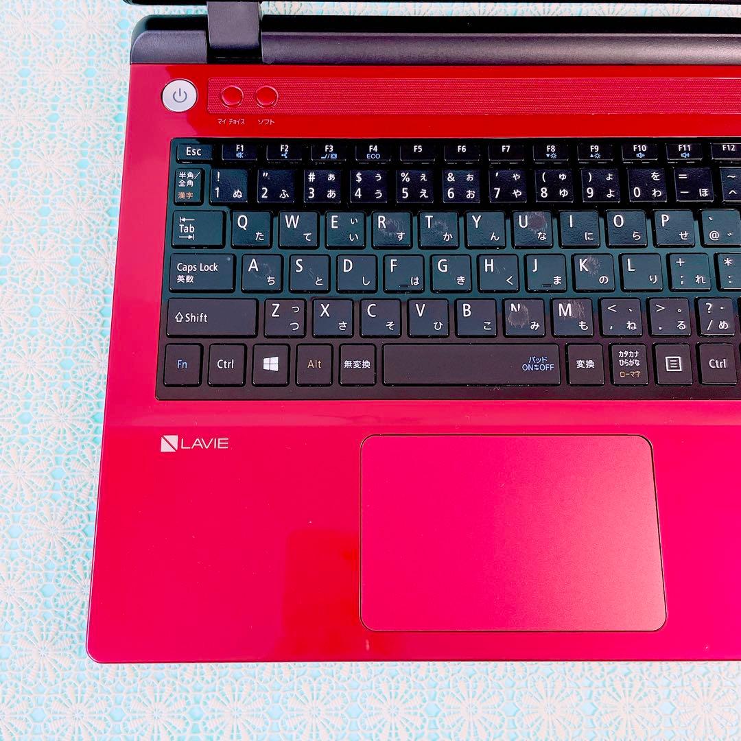 たっぷり大容量1TB✨️薄型ノートパソコン✨️おしゃれ赤❣️カメラ付きテンキー事務作業