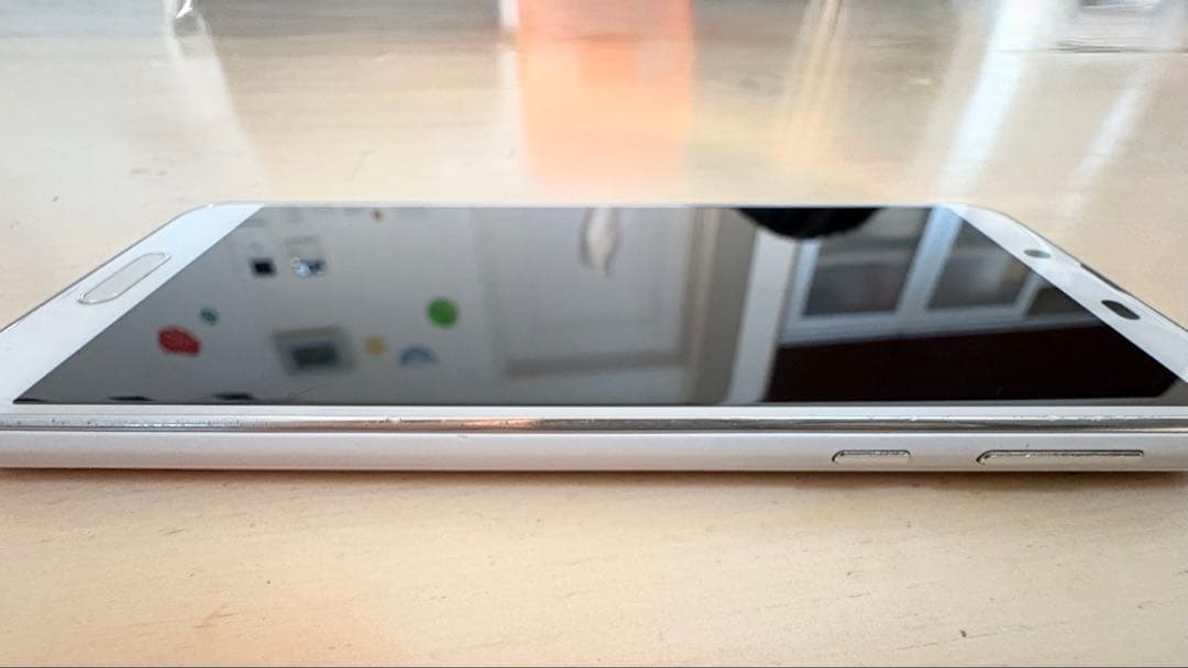 iPhone 8 128GB SIMフリー 付属品未使用完備 利用制限なし