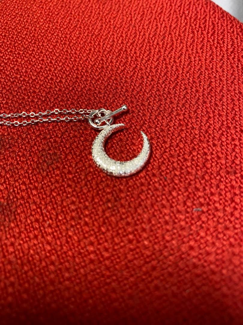 三日月ペンダント ネックレス シルバー