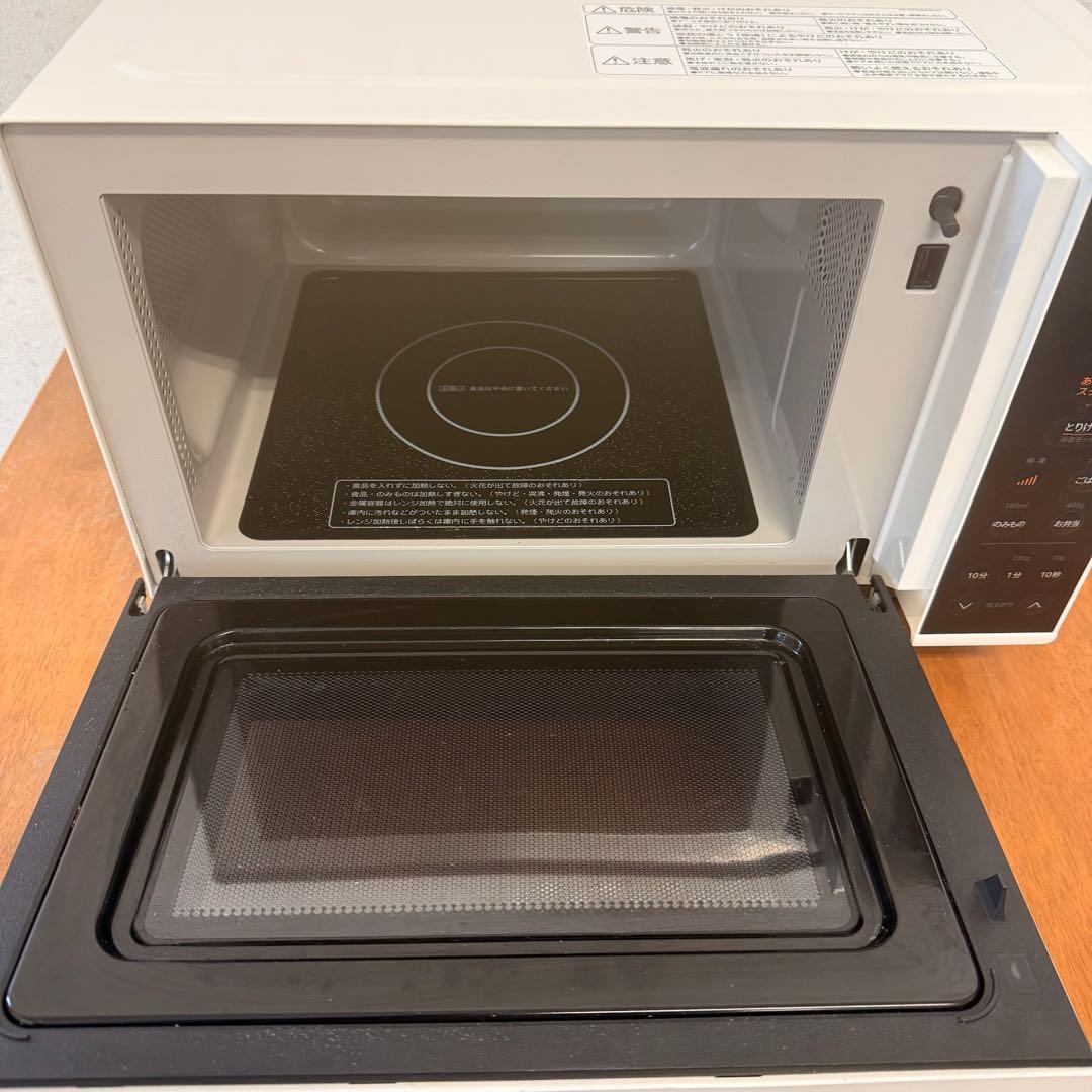 ● 美品 comfee コンフィー 電子レンジ CFM-CX182 2024年製