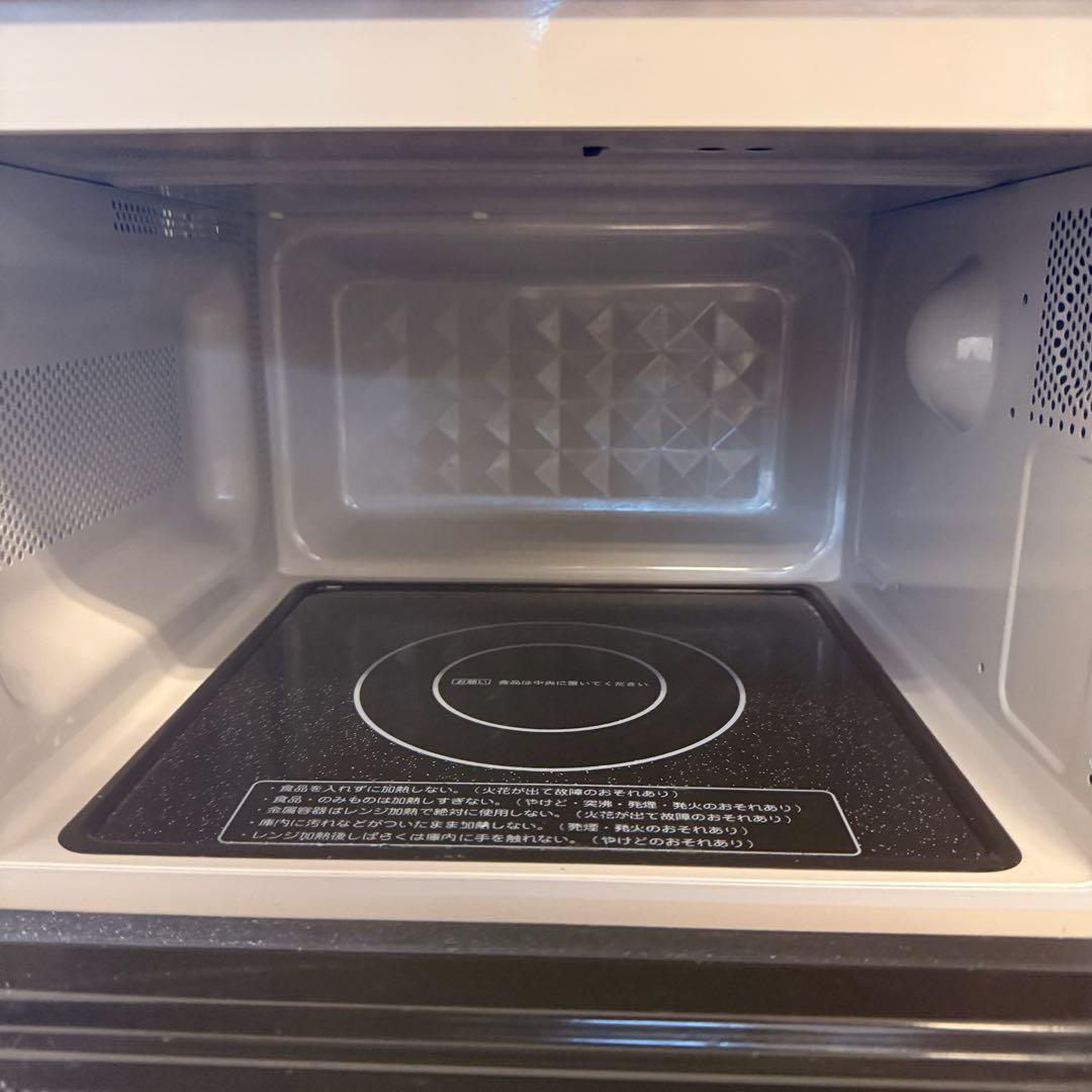 ● 美品 comfee コンフィー 電子レンジ CFM-CX182 2024年製
