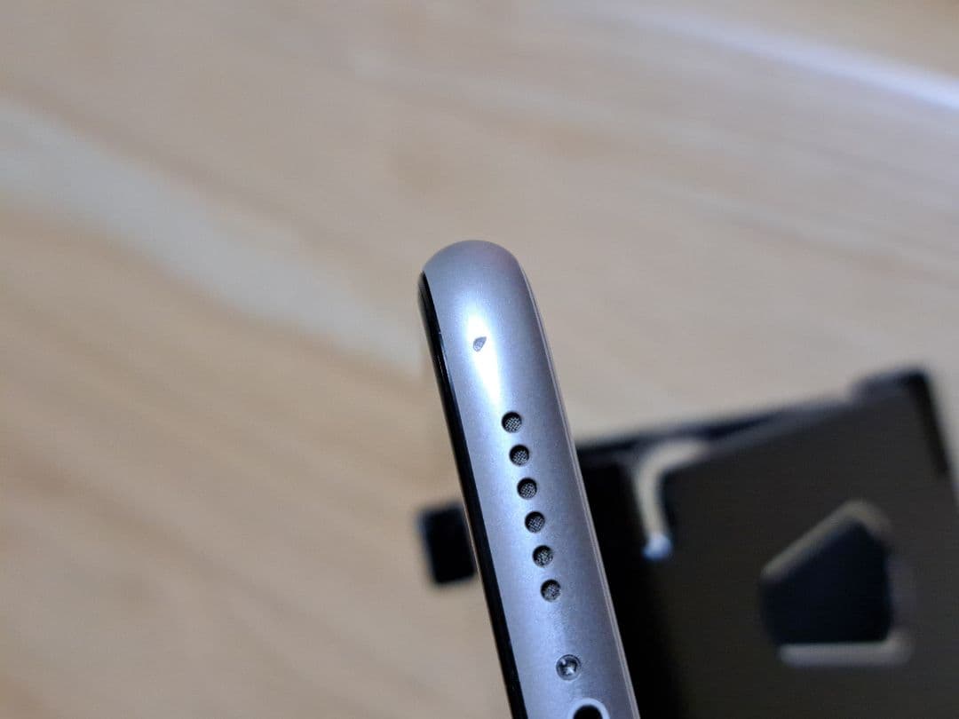 iPhoneXR 128GB ホワイト バッテリー78% SIMフリー 動作良好