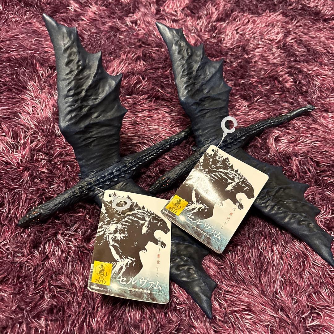 新品　特撮怪獣フィギュアセット　ゴジラ　ウルトラマン　合計21体