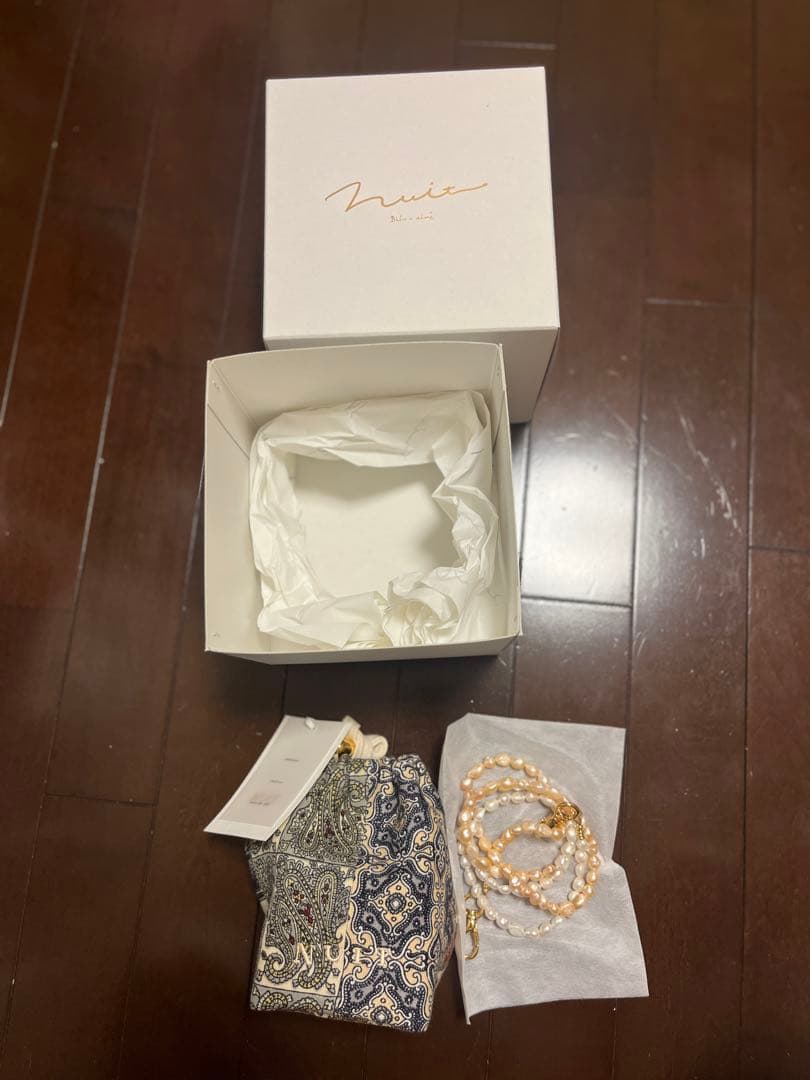 Nuit bien-aime ニュイ　巾着バッグ