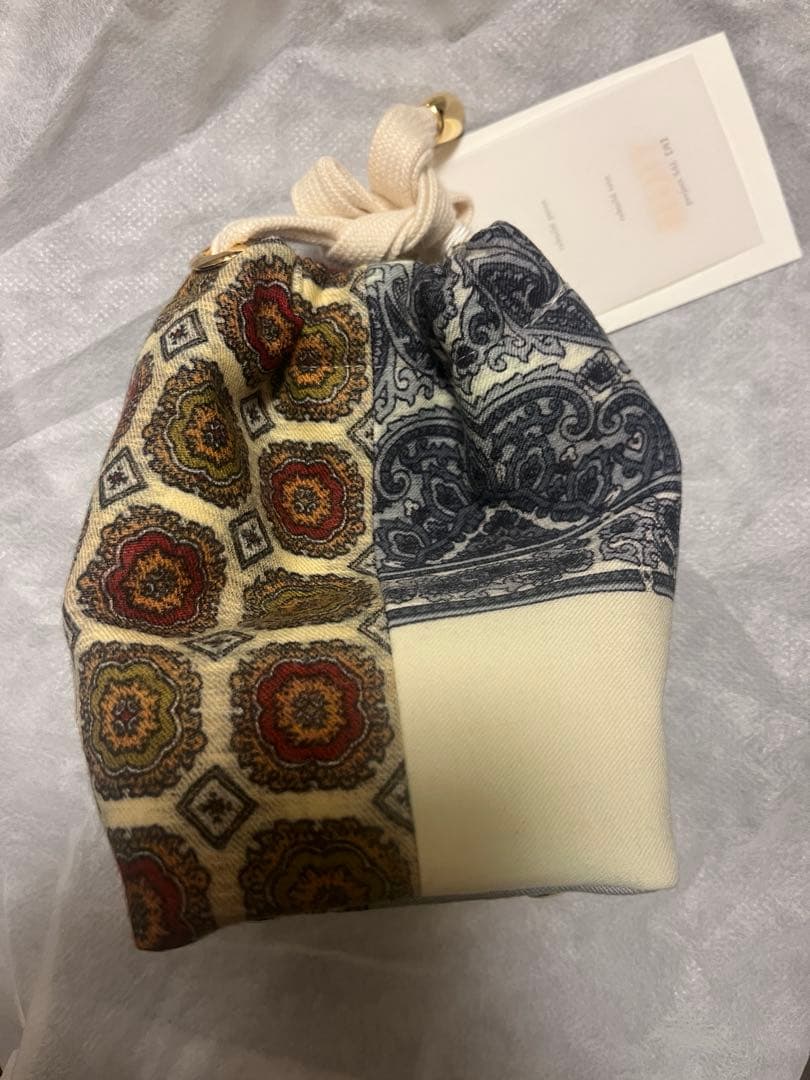 Nuit bien-aime ニュイ　巾着バッグ