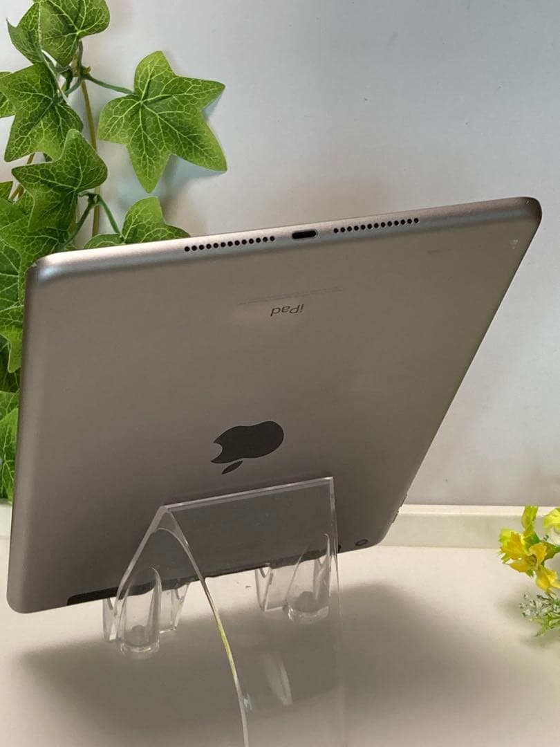 iPad 【第5世代】 Wi-Fi +Cellular MP1J2J/A ⭐️
