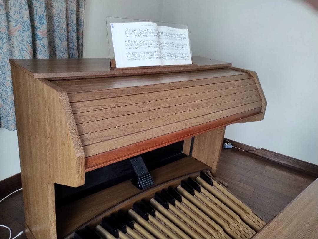 鍵盤楽器 YAMAHA Classic Organ F-200