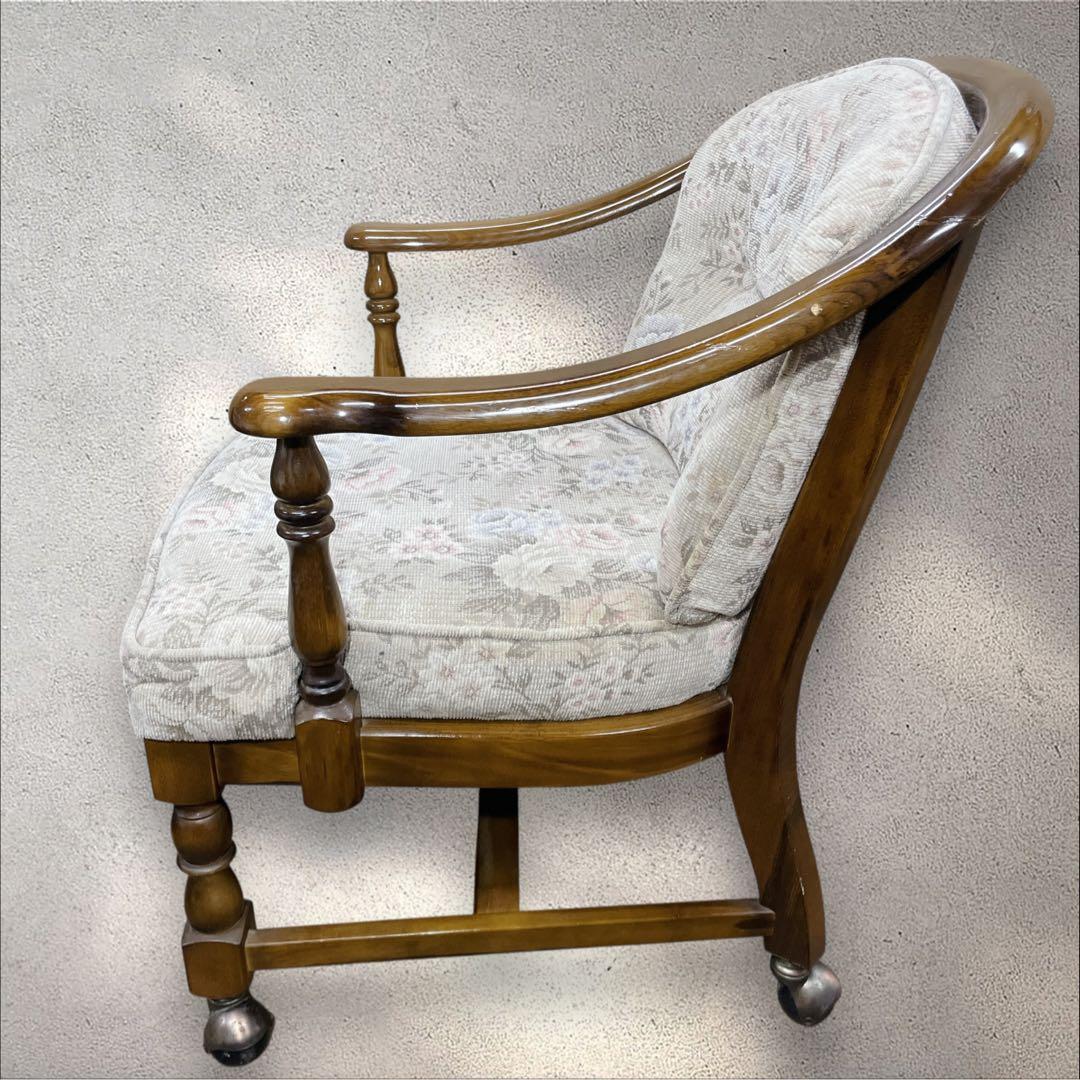 カリモク コロニアルアームチェア レトロ ソファ KARIMOKU ②