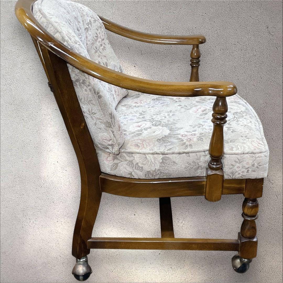 カリモク コロニアルアームチェア レトロ ソファ KARIMOKU ②