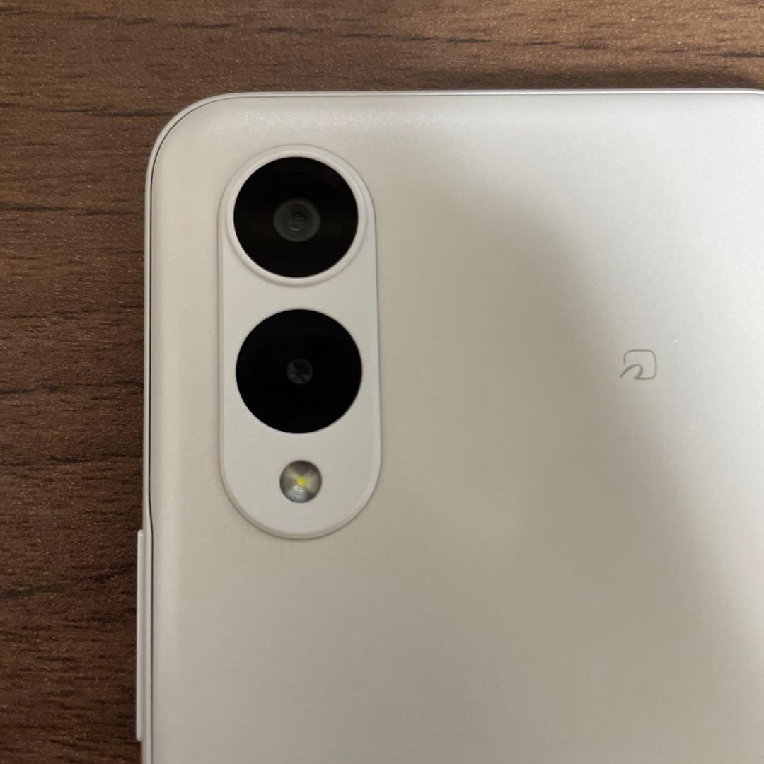 Softbank版 arrows We2 A402FC SIMフリースマホ