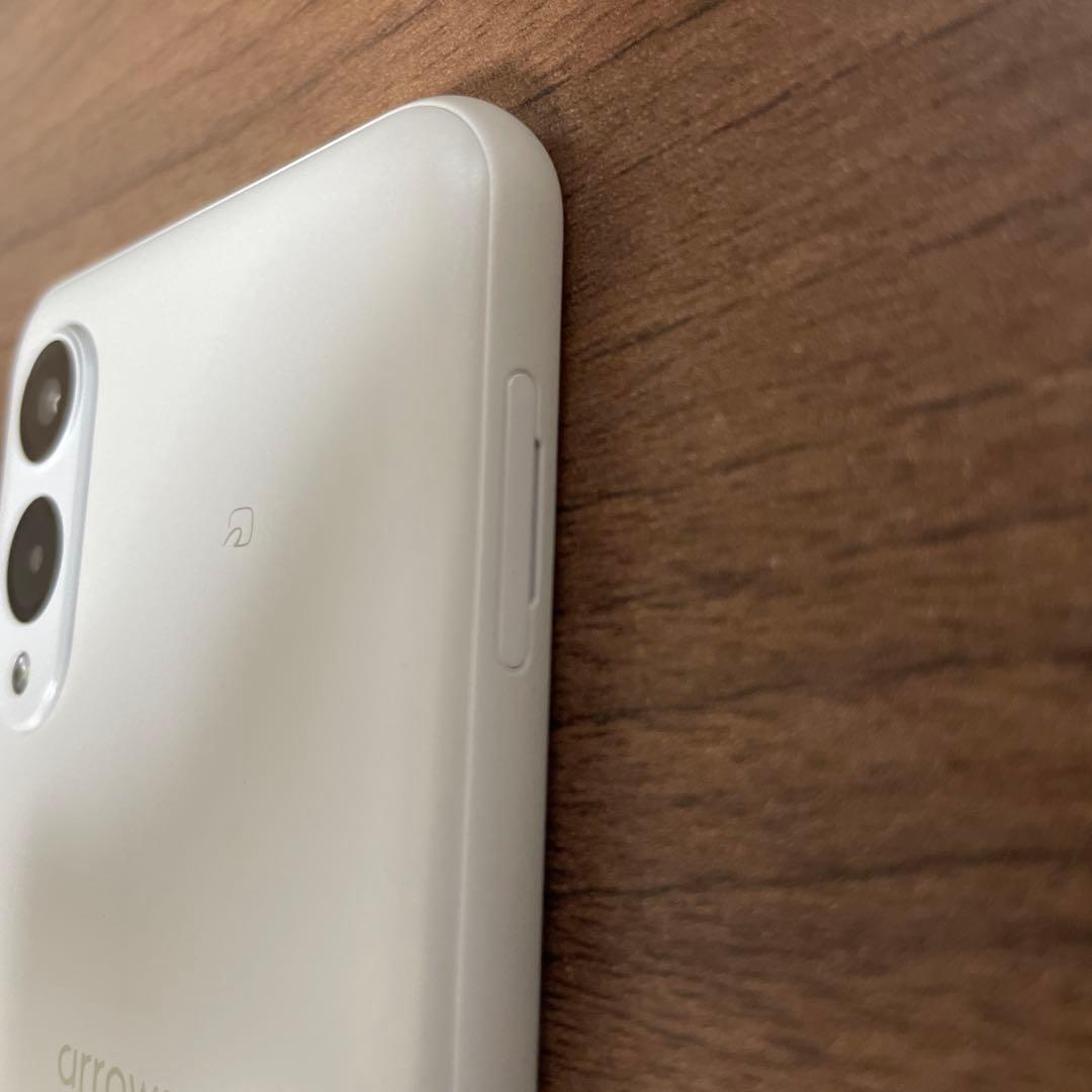 Softbank版 arrows We2 A402FC SIMフリースマホ