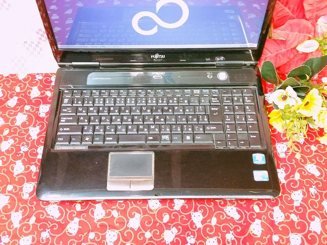 富士通/HDD大容量320GB！最新Win10搭載！ブラック色/動画&画像編集