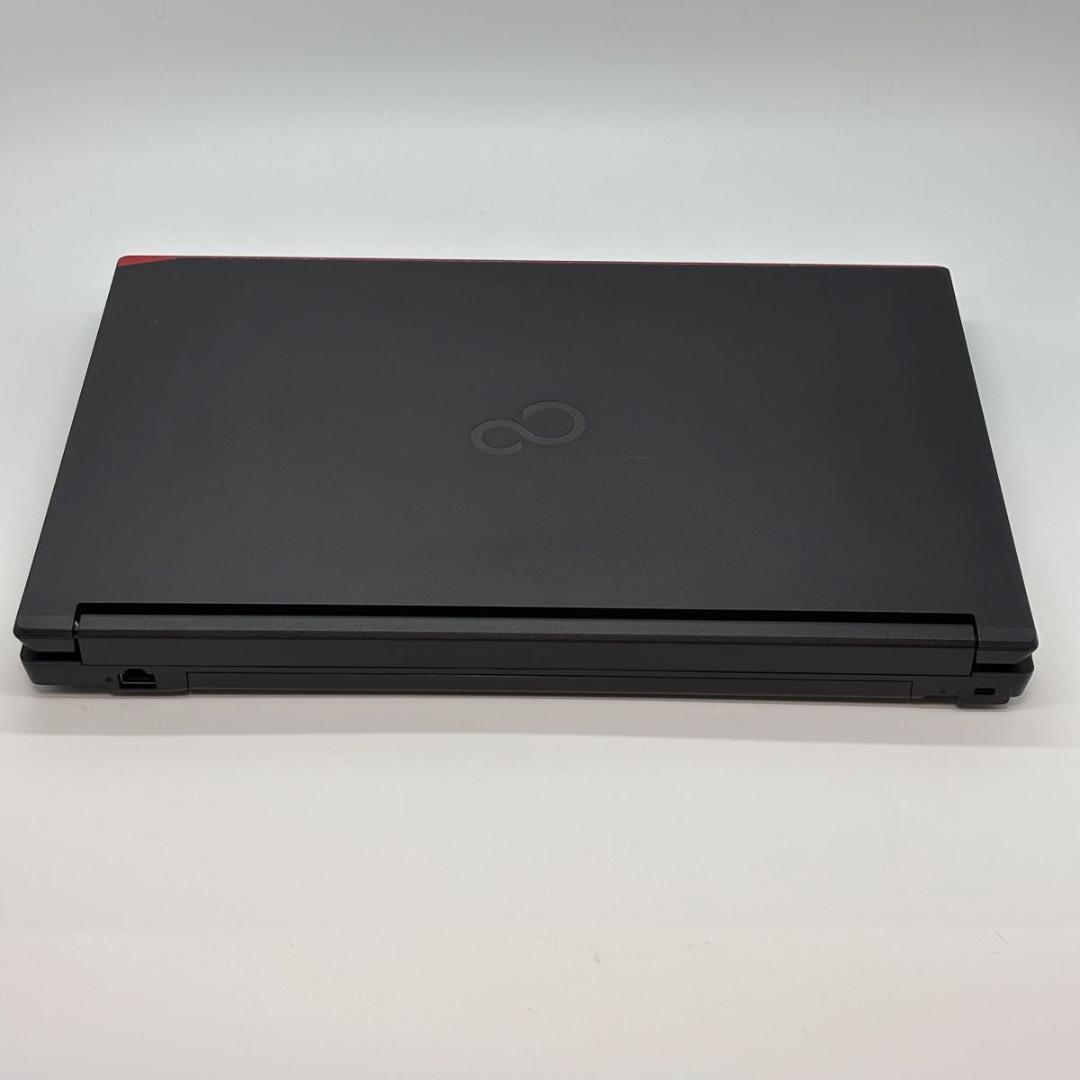 富士通 A5512/J FMVA94004 i5-1245U 3104