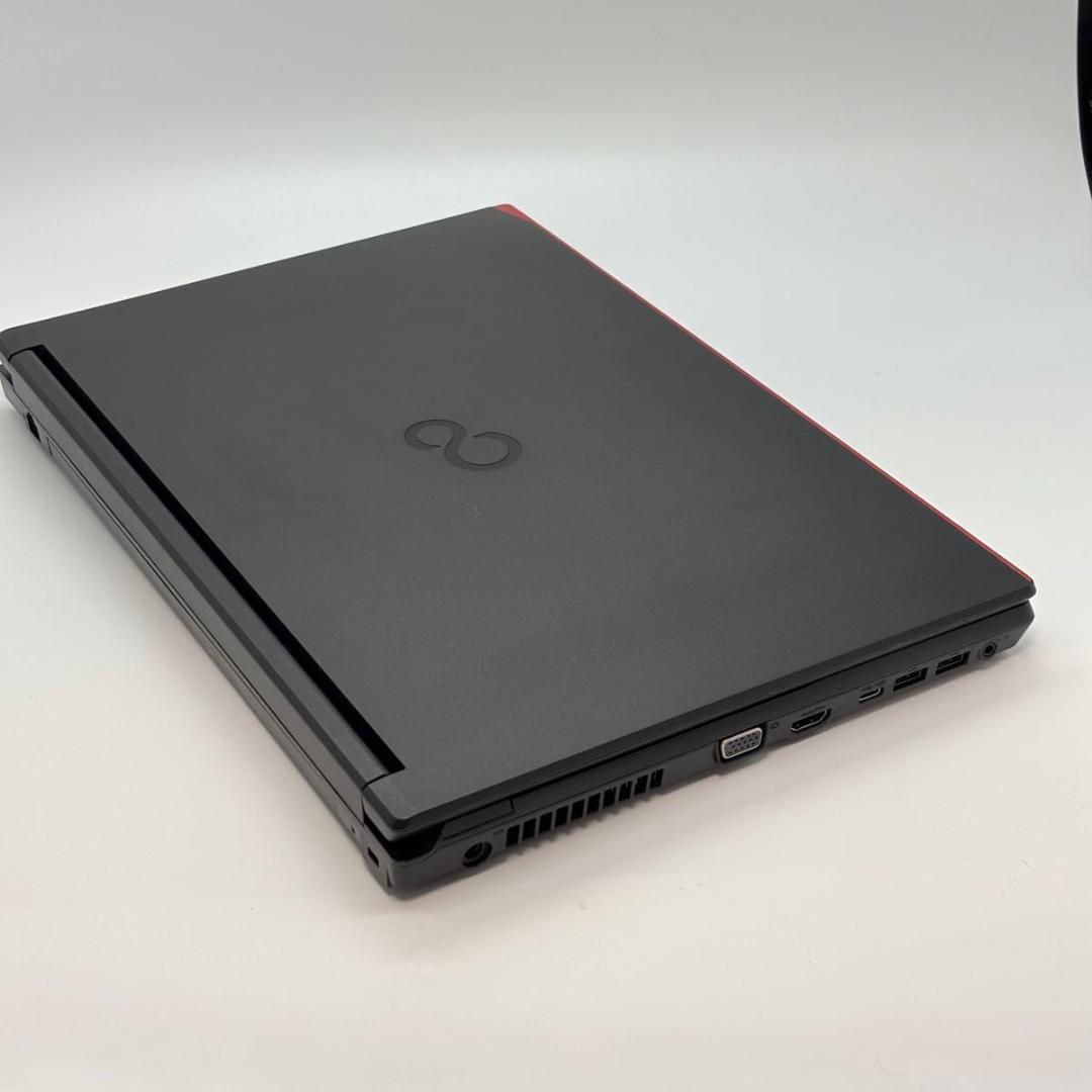 富士通 A5512/J FMVA94004 i5-1245U 3104