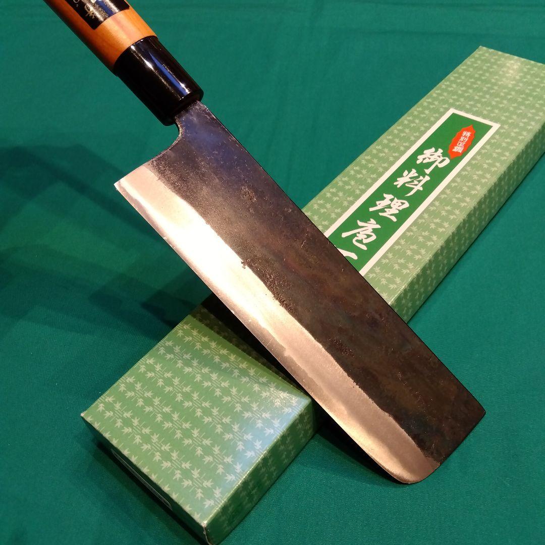 《桜柄付》安来青鋼　土佐黒打　菜切包丁　165ミリ