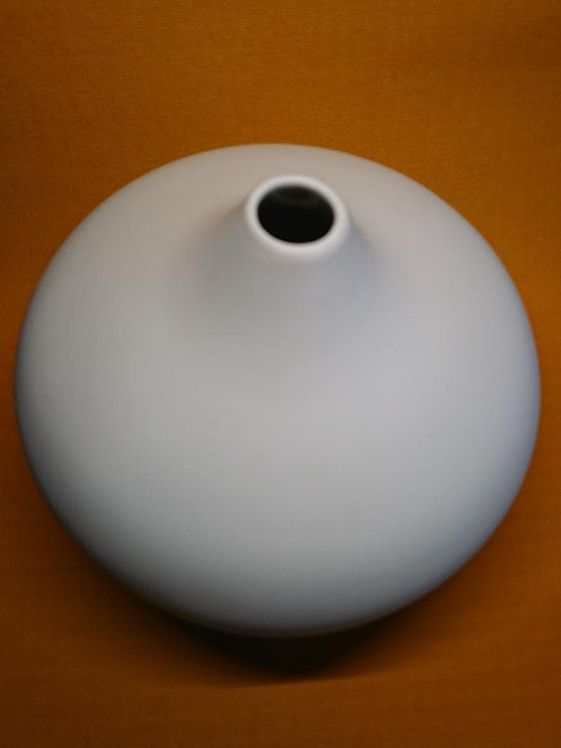 【美品】花器　花瓶　ドイツ　磁器　置物　インテリア　工芸品　美術品　A3177