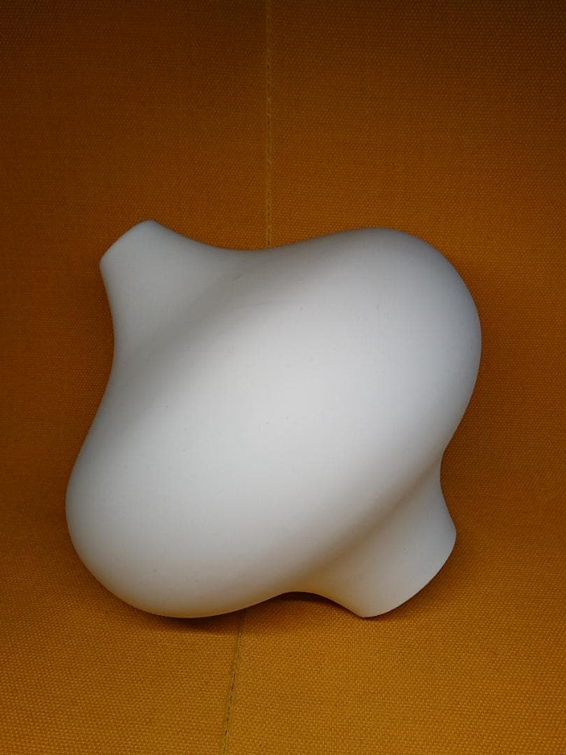 【美品】花器　花瓶　ドイツ　磁器　置物　インテリア　工芸品　美術品　A3177