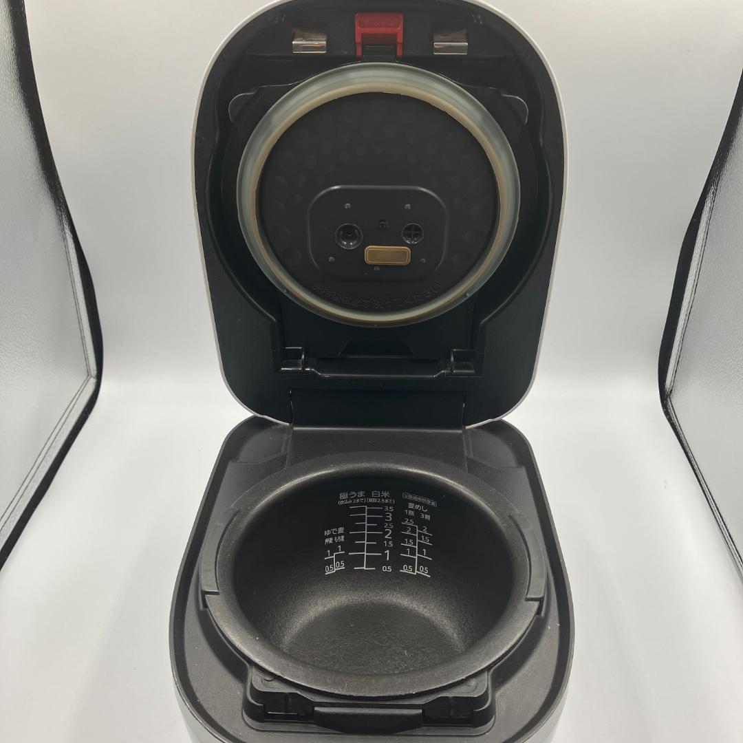 0306-21☆炊飯器☆タイガー☆炊きたて☆2020年☆3合☆圧力IH炊飯ジャー