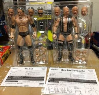 Wwe フィギュア  shフィギュアーツ rock stonecold
