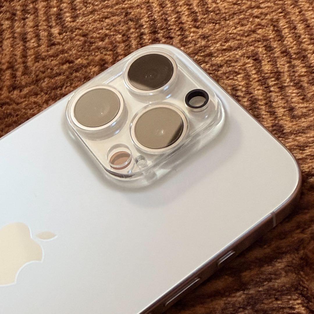 iphone15 pro 本体のみ1TB 美品 保護フィルム