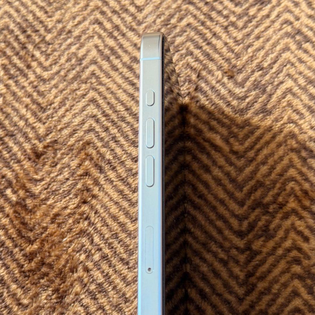 iphone15 pro 本体のみ1TB 美品 保護フィルム