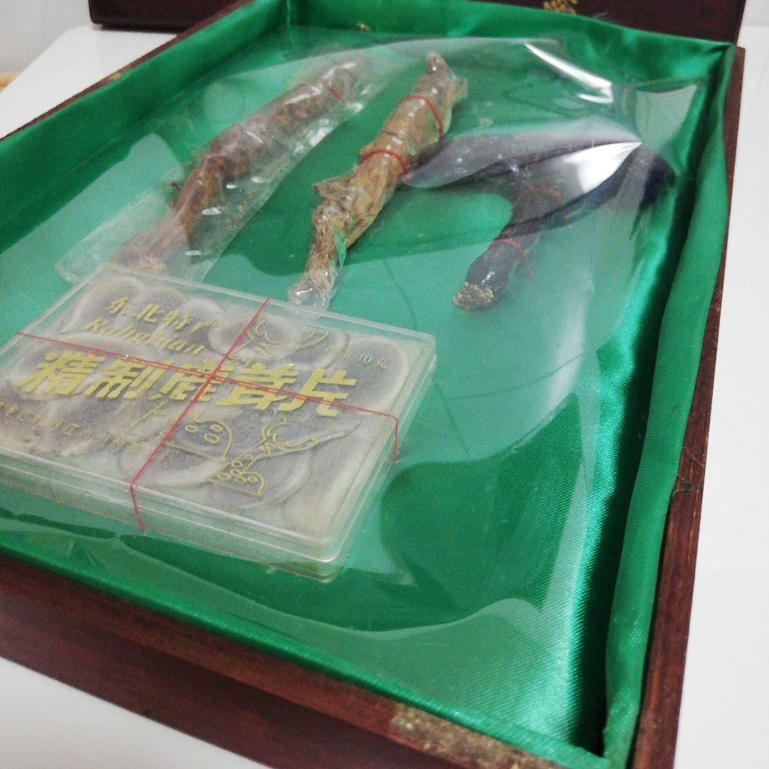 中国朝鮮時代ブロカント観賞用霊芝朝鮮人参等時代木製木箱入コレクション品