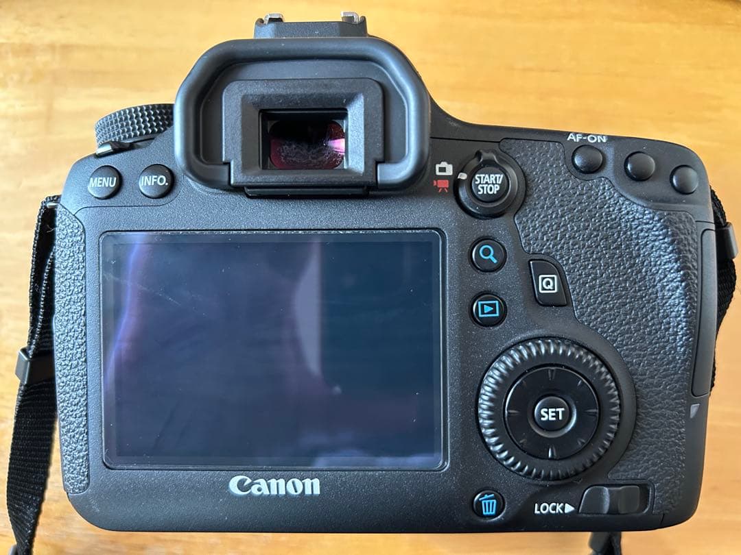 canon eos6d 24-70標準レンズキット