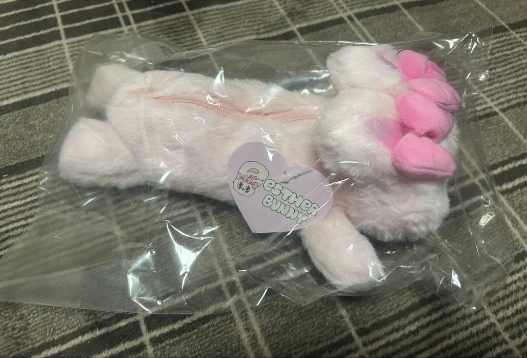 エスターバニー ペンケース 寝そべりぬいぐるみペンポーチ ピンクplaza限定