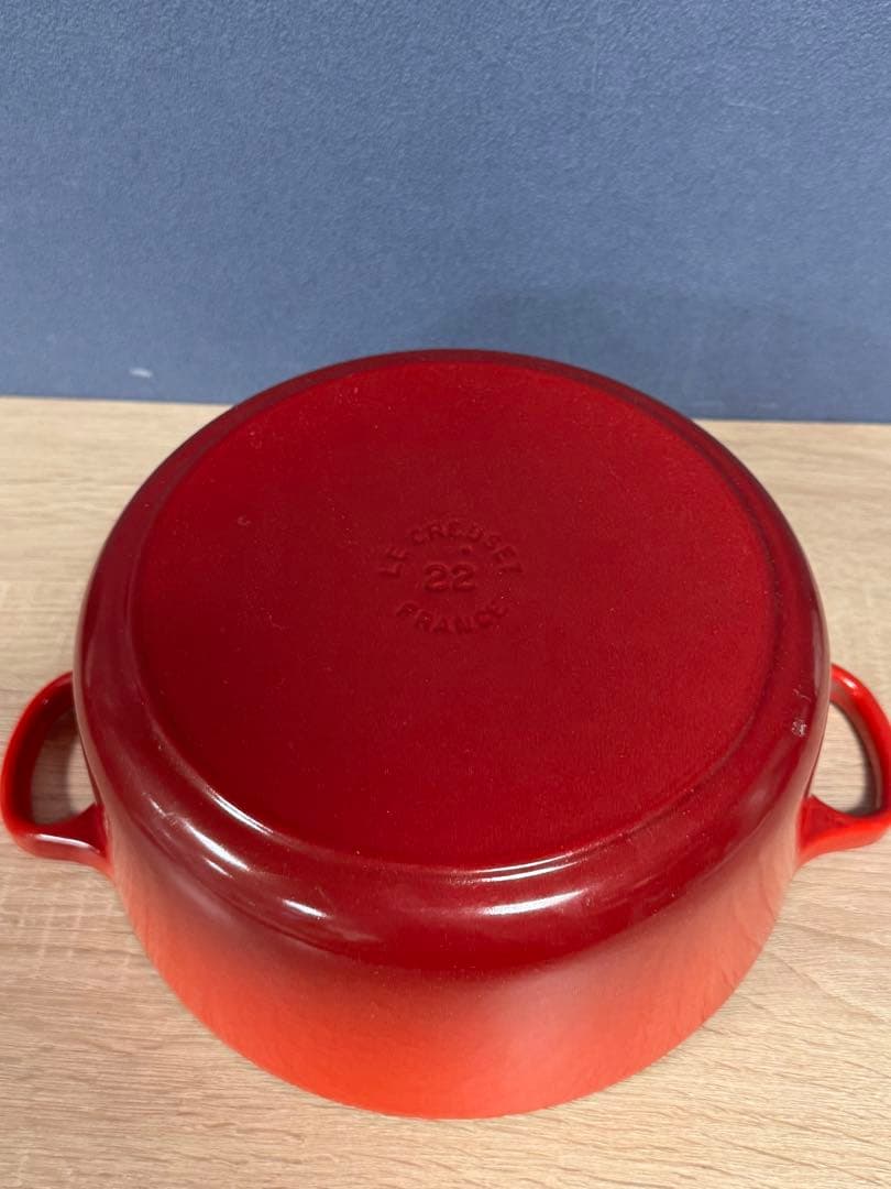 ルクルーゼ　ココットロンド　22cm チェリーレッド　両手鍋　鍋