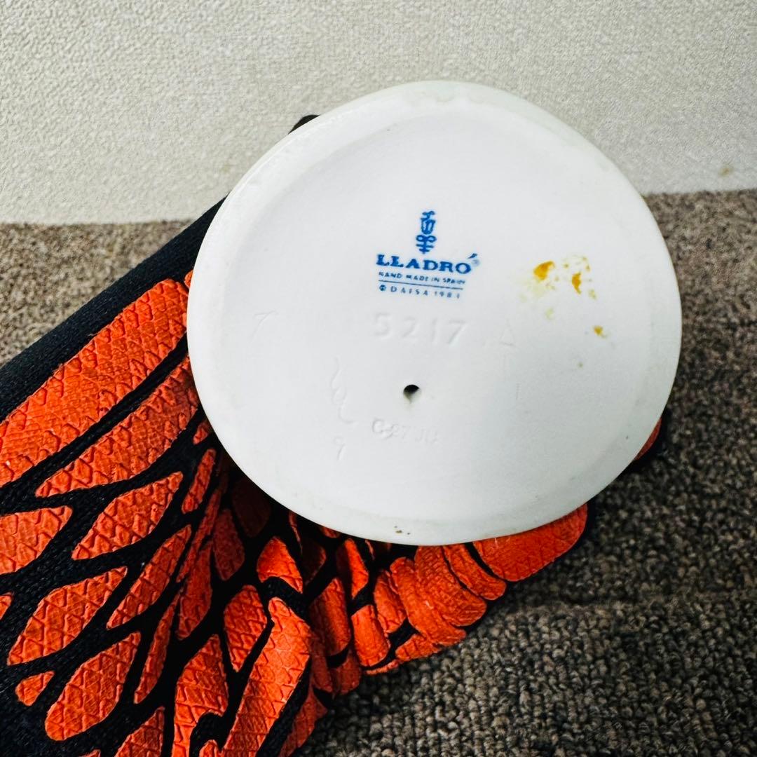 D9アンティーク品✨ リヤドロ 小鳥と話す少女 フィギュリン 陶器置物