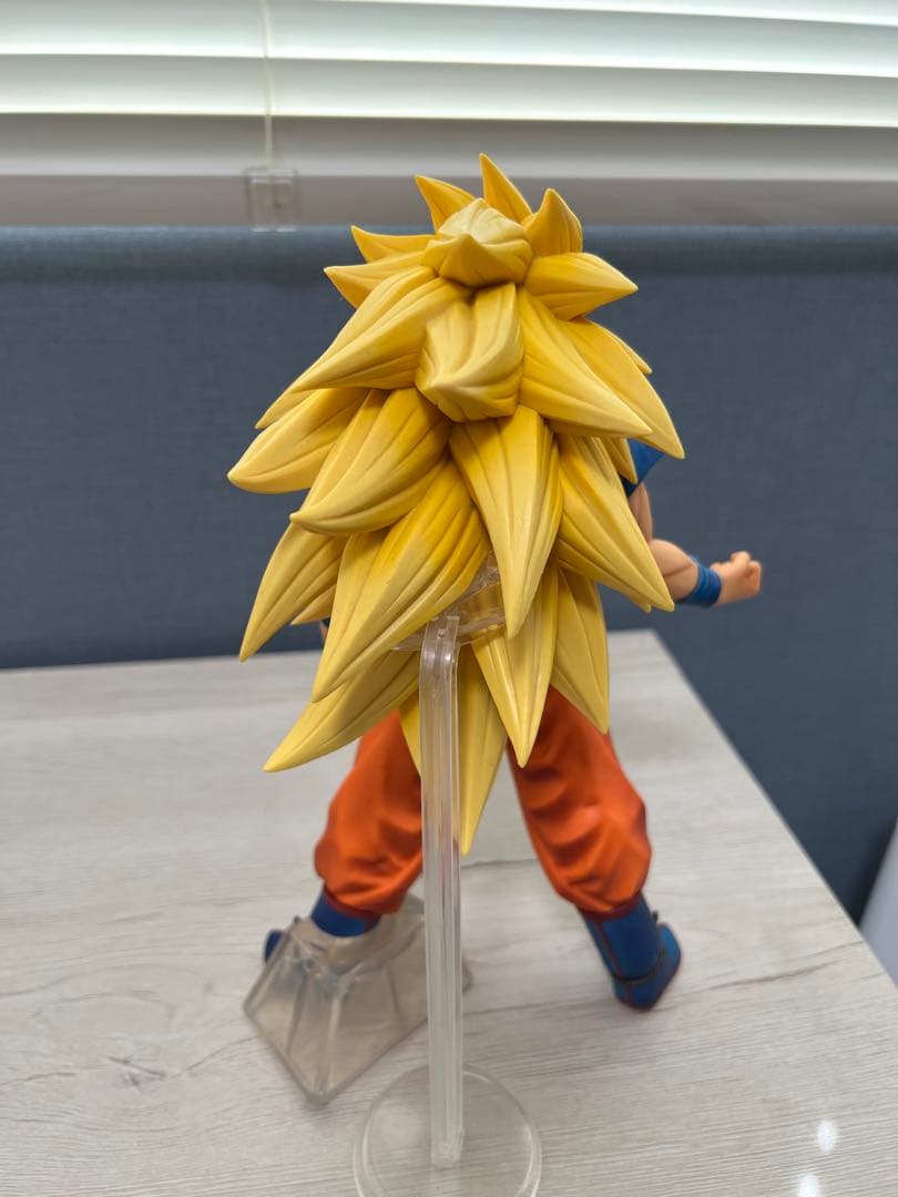 ドラゴンボール一番くじ孫悟空スーパーサイヤ人3フィギュア