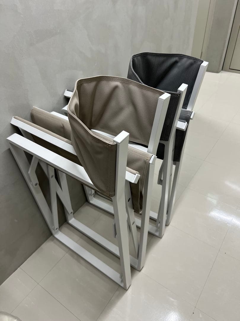 テラスチェア　LUNA DIRECTOR CHAIR 一脚　濃いグレー