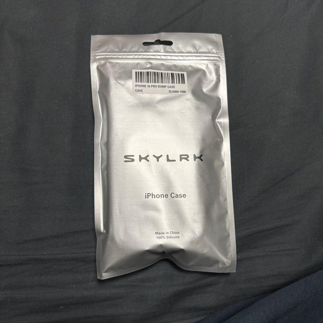 iphone 16 Pro SKYLRK BUMP ケース