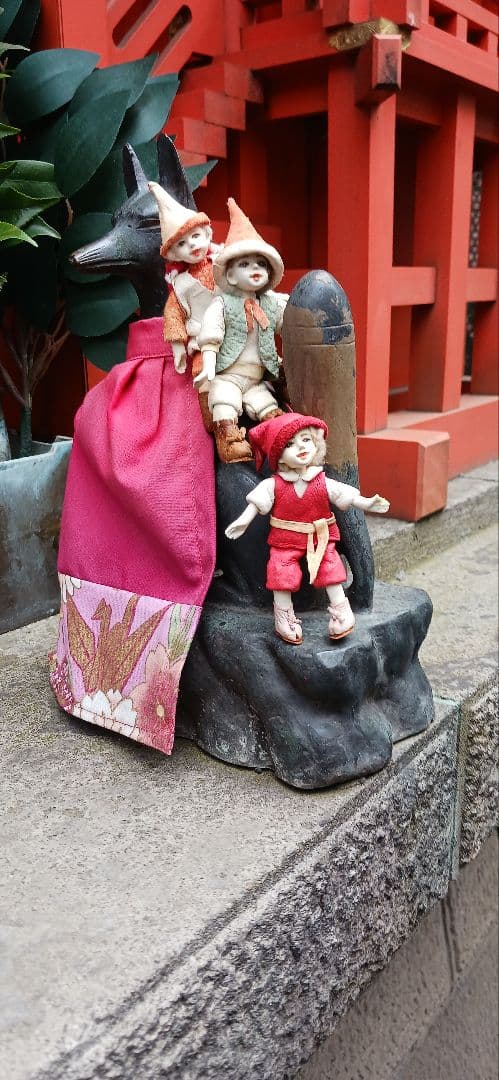 人形アーチストの手作りメルヘン小人人形