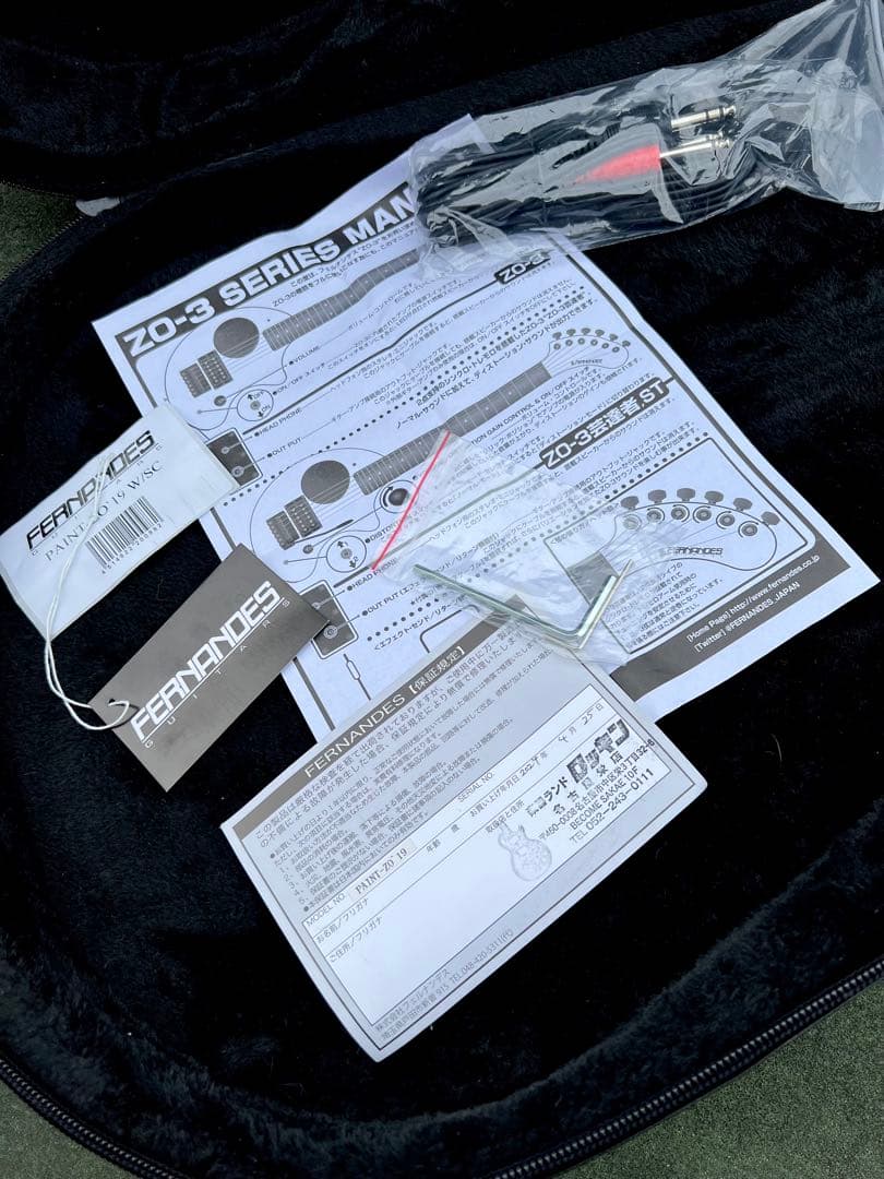 値下げ❗️超美品‼️FERNANDES❤️ PAINT-ZOフェルナンデスZO-3