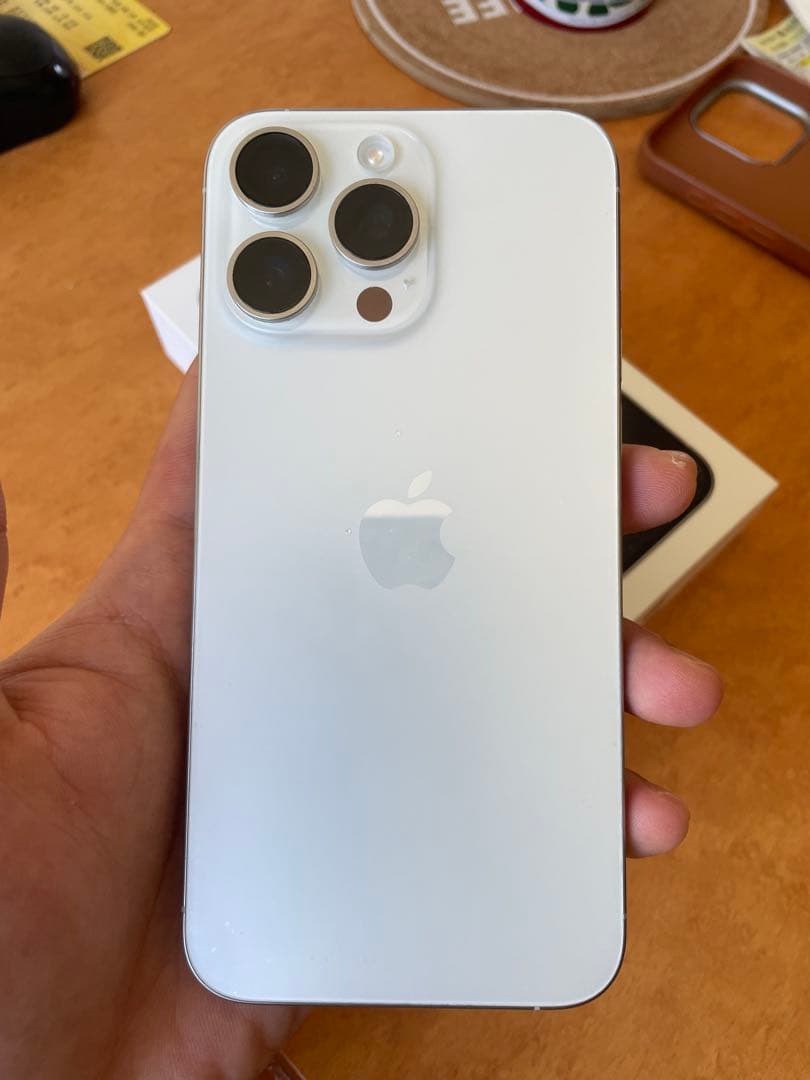 Apple iPhone 15 Pro Max 256GB ホワイト