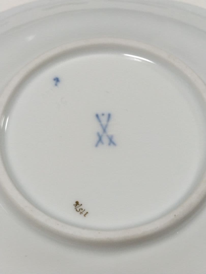 マイセン　アンティーク　カップ&ソーサー宮廷の小花1924年〜1934年