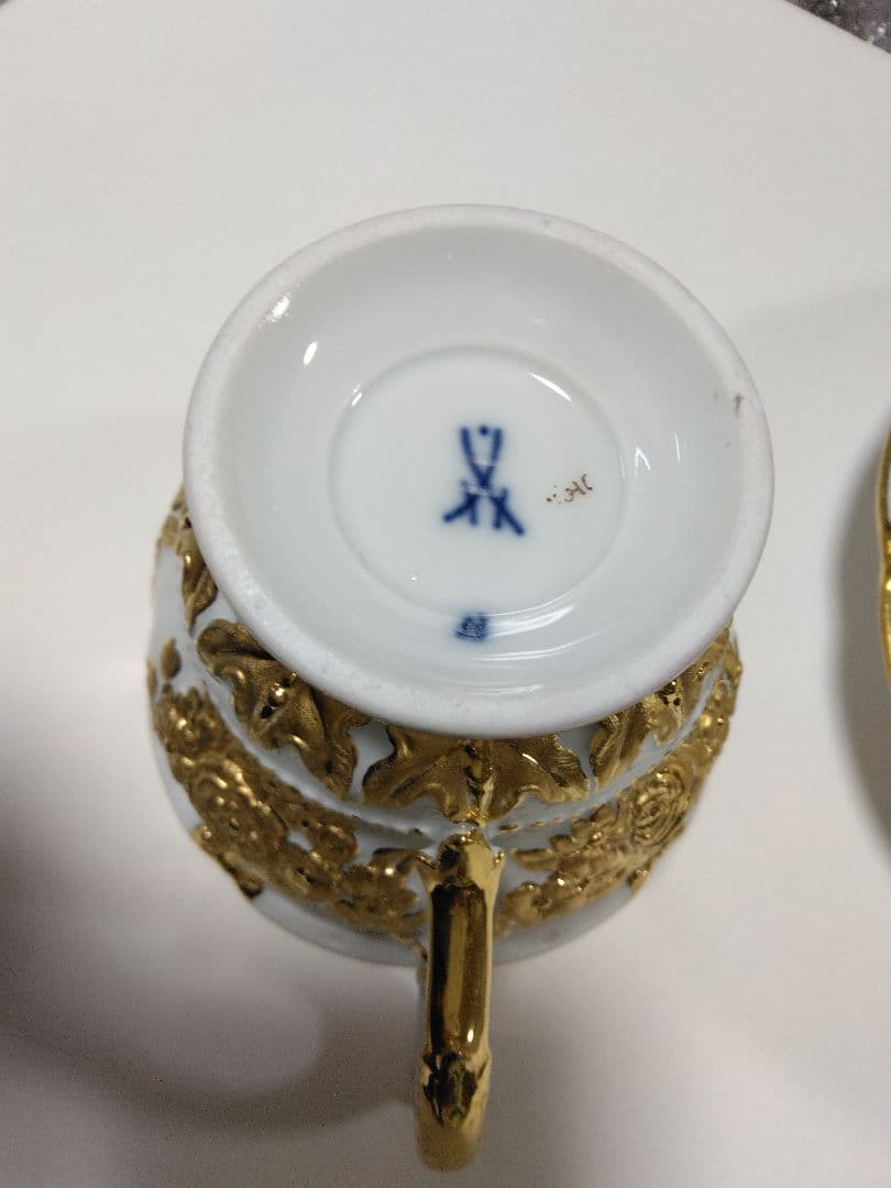 マイセン　アンティーク　カップ&ソーサー宮廷の小花1924年〜1934年