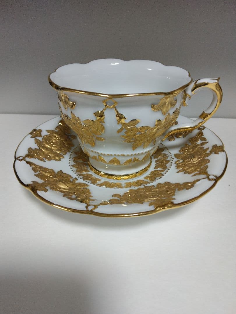 マイセン　アンティーク　カップ&ソーサー宮廷の小花1924年〜1934年