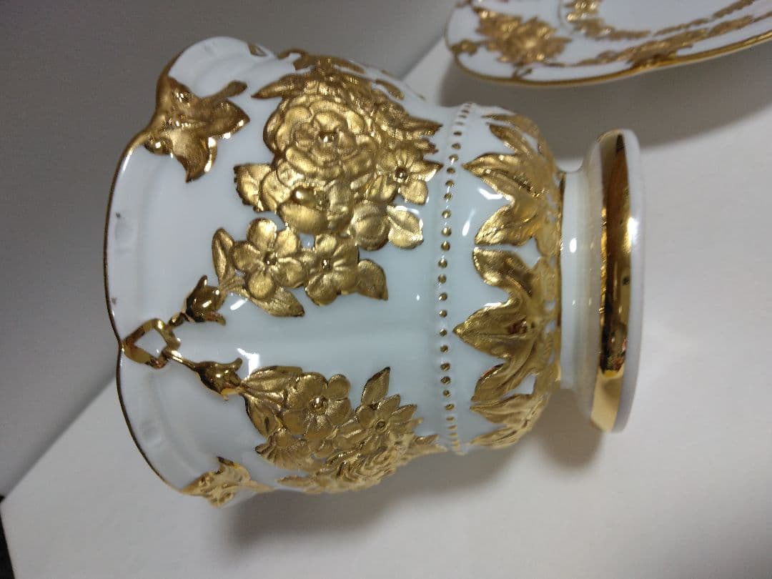 マイセン　アンティーク　カップ&ソーサー宮廷の小花1924年〜1934年