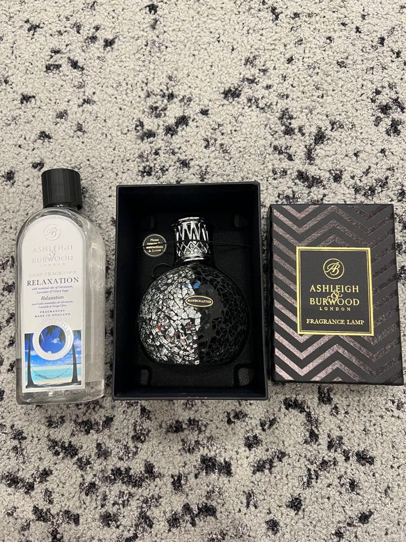 ASHLEIGH & BURWOOD フレグランスランプ 黒