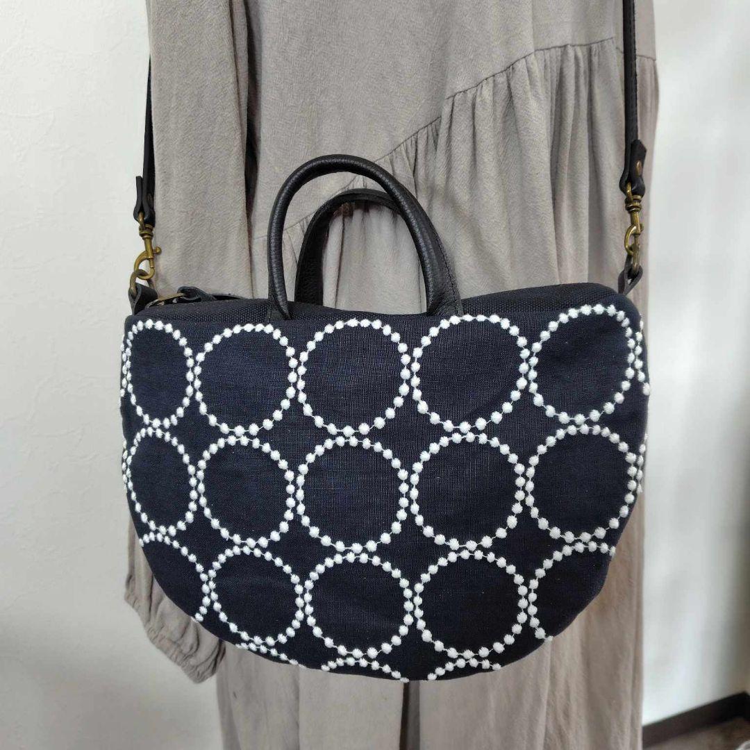 ミナペルホネン/2026tambourineタンバリンネイビー×白/ミニラウンド