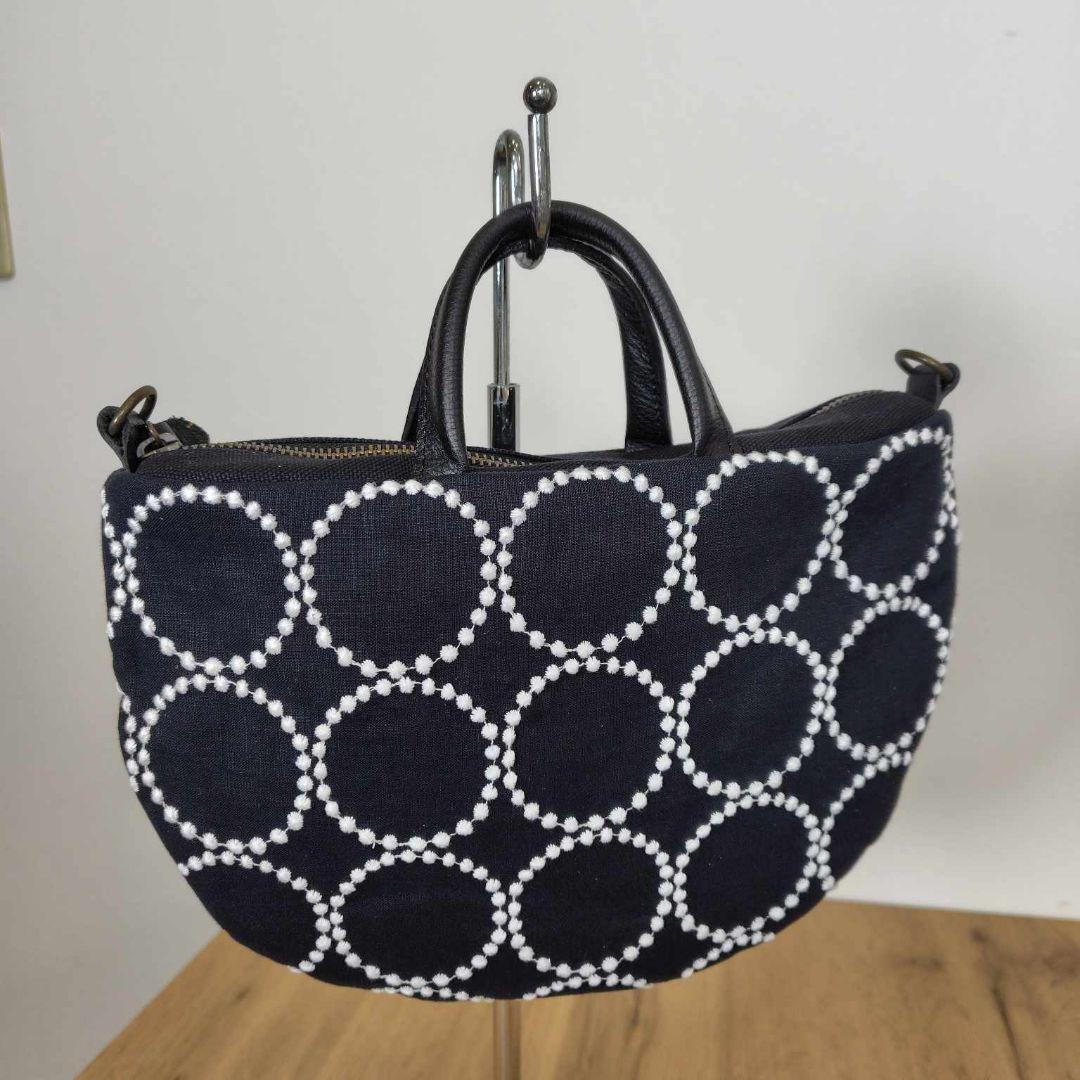 ミナペルホネン/2026tambourineタンバリンネイビー×白/ミニラウンド