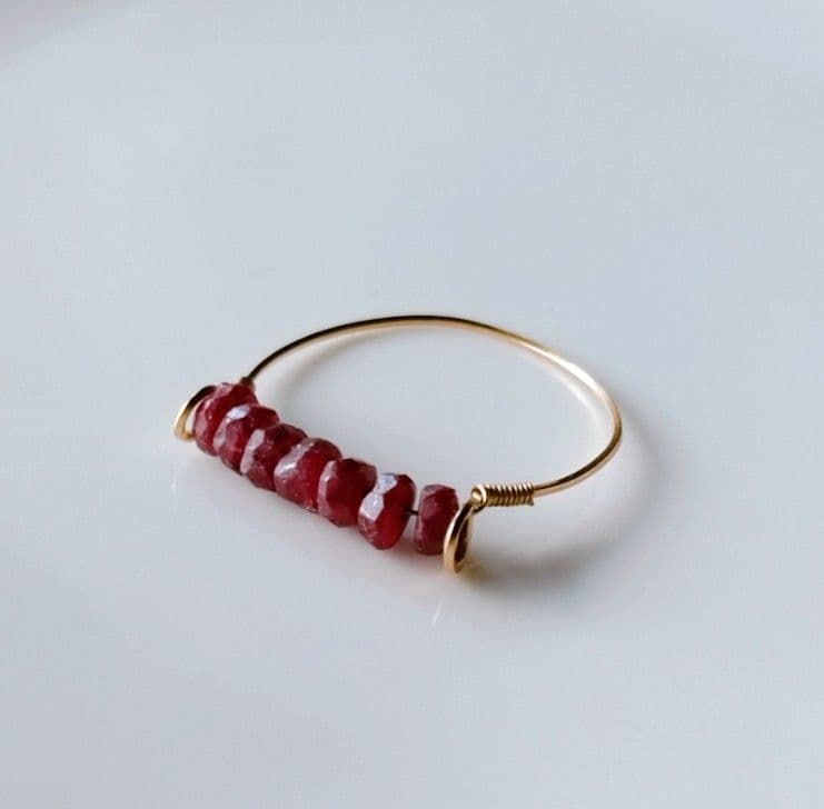 Kgf14 希少石 天然石 ロンギド産 ルビー ハーフエタニティ リング