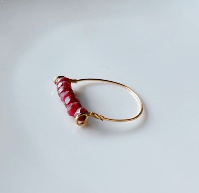 Kgf14 希少石 天然石 ロンギド産 ルビー ハーフエタニティ リング