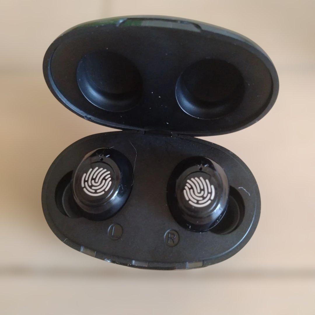 充電ケース付き集音器