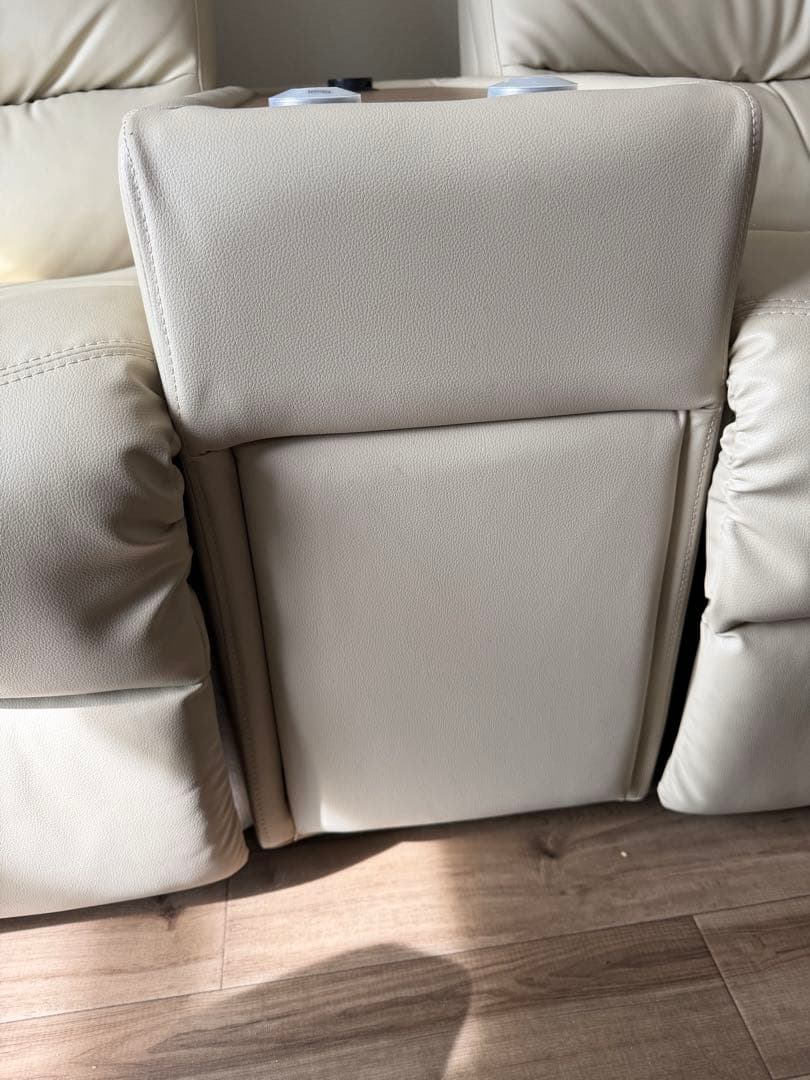 ニトリ　2人掛け電動ソファー③