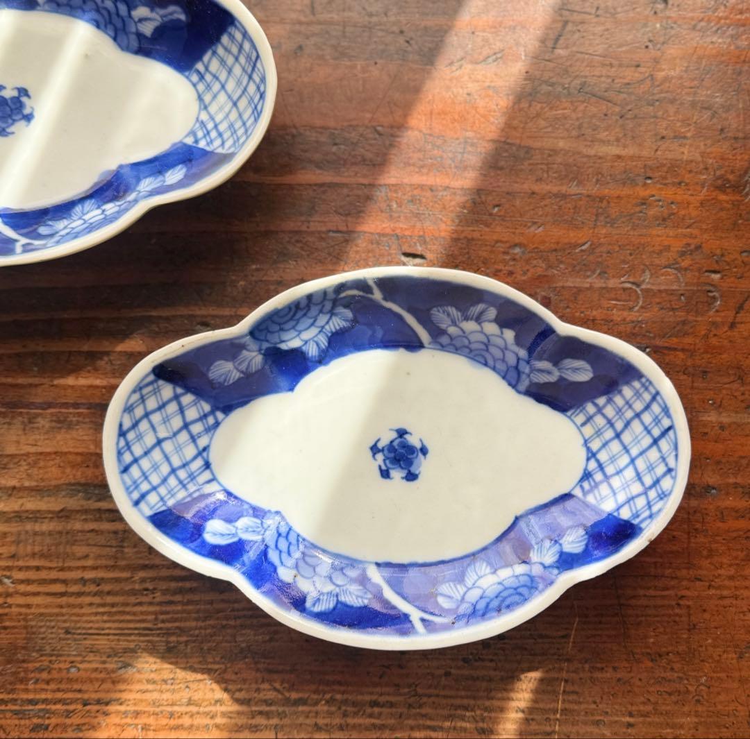 骨董皿　伊万里　染付草花格子文　変形皿4枚　木瓜型　明治期　おまとめ